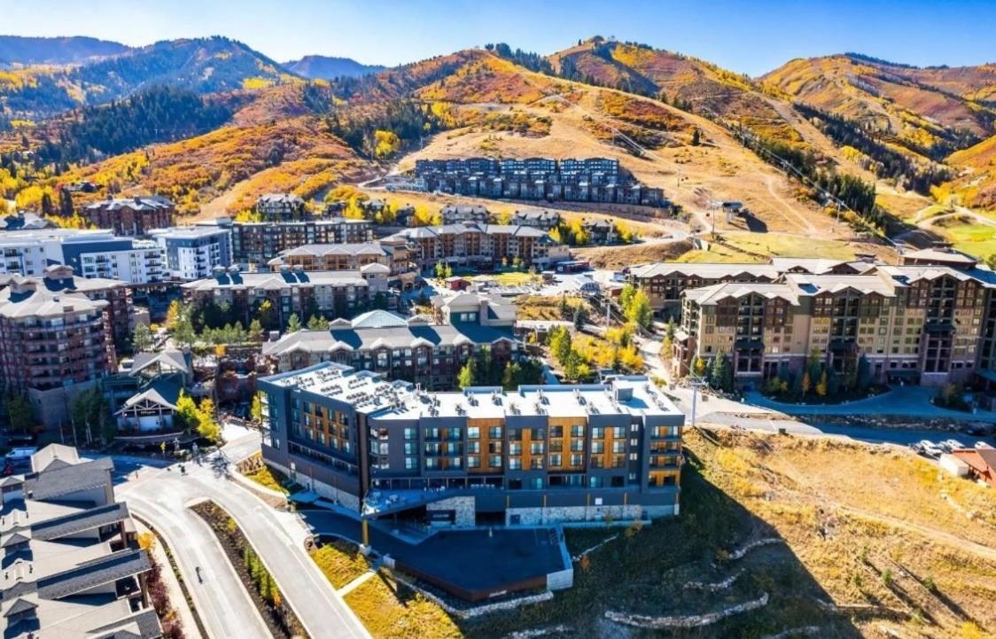 Slope Side Studio In The Heart Of Canyons Village With Heated Pool & Hot Tub! Park City Exteriör bild