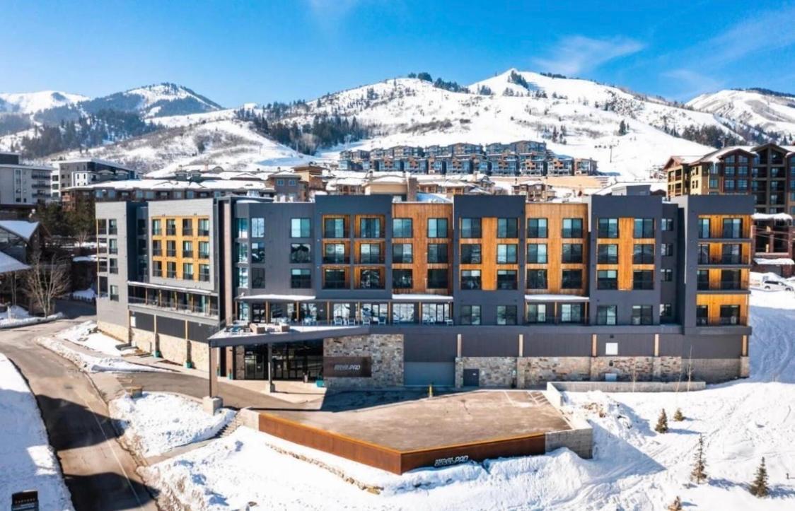 Slope Side Studio In The Heart Of Canyons Village With Heated Pool & Hot Tub! Park City Exteriör bild
