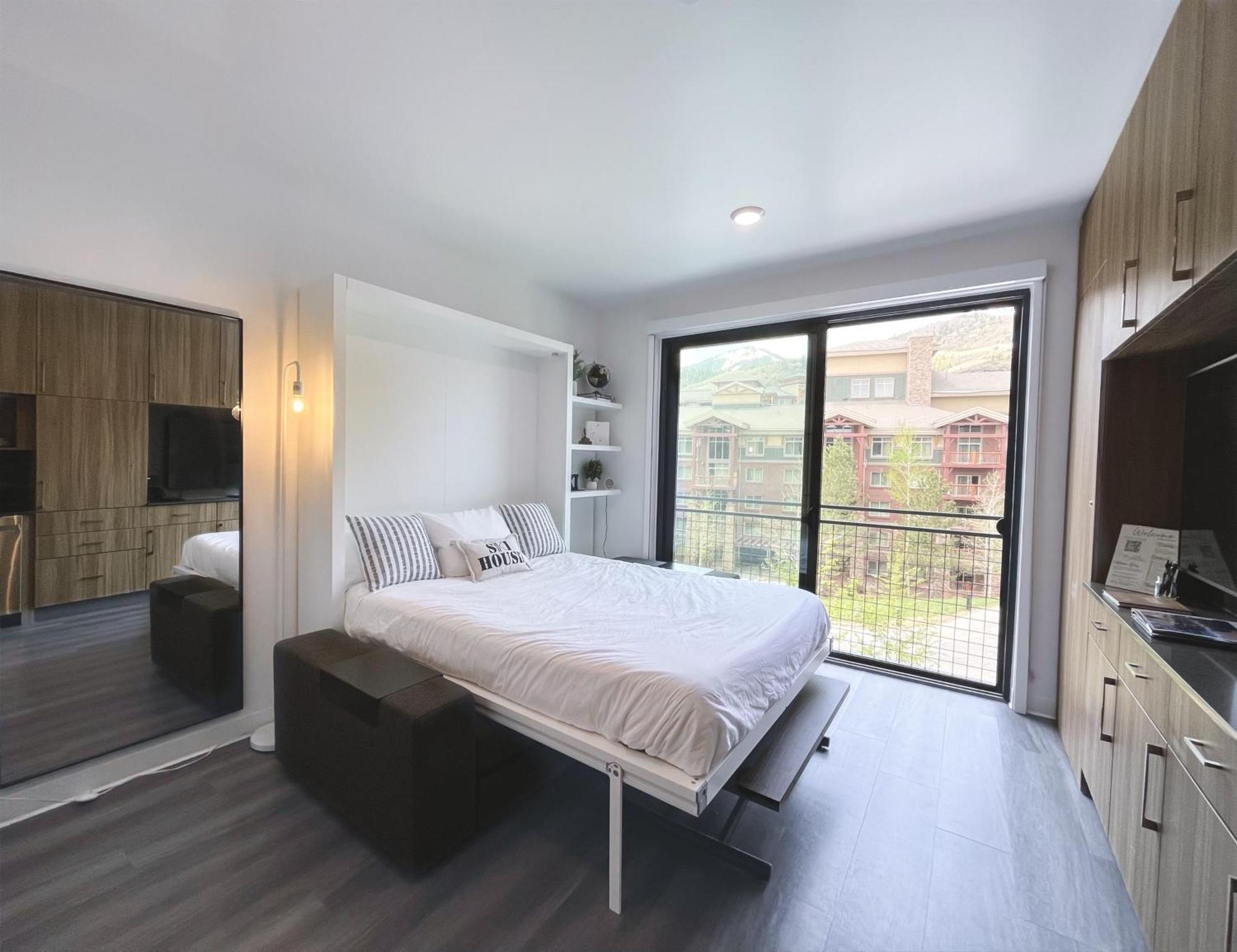 Slope Side Studio In The Heart Of Canyons Village With Heated Pool & Hot Tub! Park City Exteriör bild